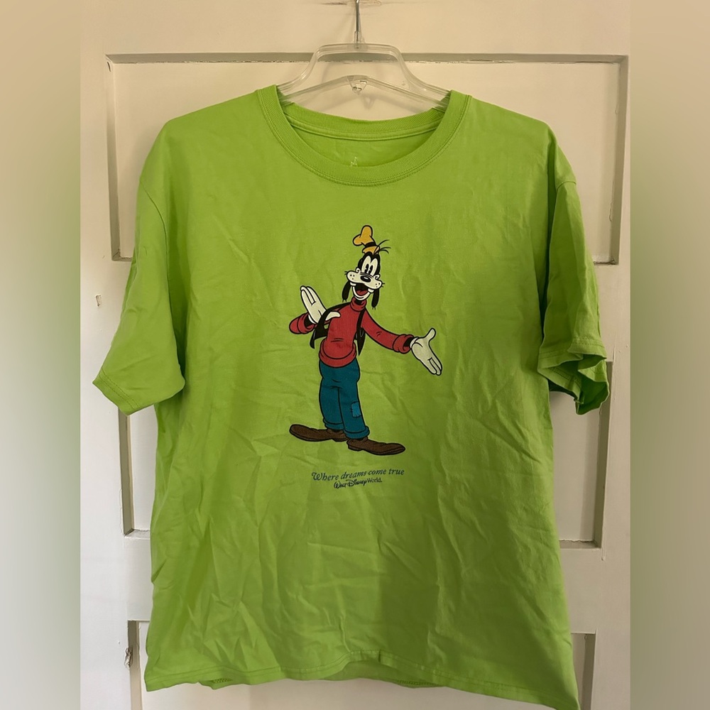 Green Goofy Graphic T-Shirt